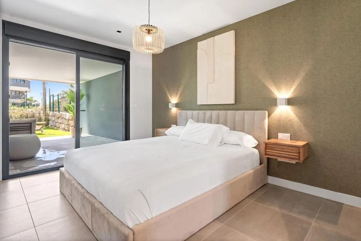 Oasis 325 With Private Garden & Wellnes Apartment Estepona 0*,